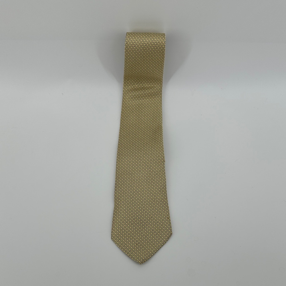 Tommy Hilfiger VTG 100%Silk Elegant Gold,Navy & Light Blue Design Tie
